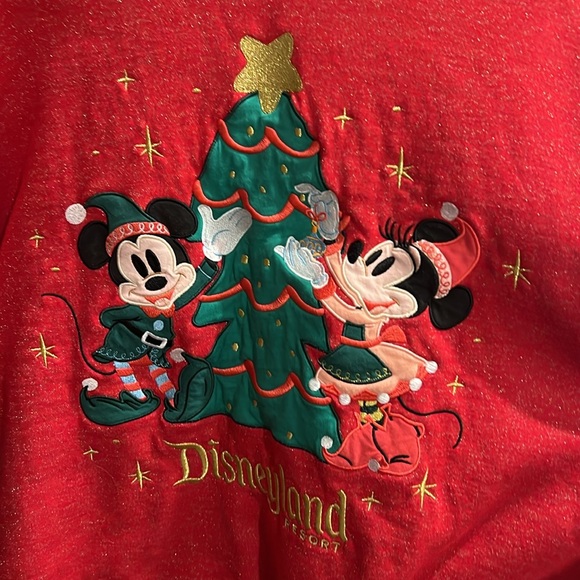 Disney holiday crewneck - Picture 3 of 4